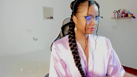 Valerie Blake online show from September 2025 10:54:02 PM