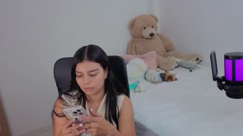 Juli C online show from November 2025 01:51:02 AM