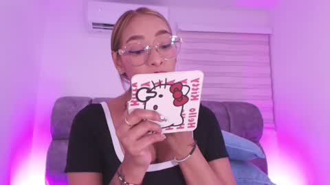 Valeryn online show from July 2026 03:01:01 AM