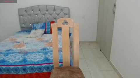 valeria online show from February 2025 04:05:02 AM