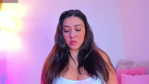 Snapshot of valery_kils chatting on May 2026 03:03:02 AM VALERY online show from May 2026 03:03:02 AM