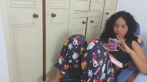 Snapshot of valery_lovex_ chatting on May 2026 11:54:01 PM valery_lovex_ online show from May 2026 11:54:01 PM