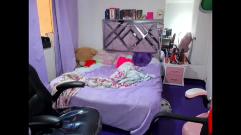 Snapshot of valery_taylor_1 chatting on June 2026 07:25:01 PM valery online show from June 2026 07:25:01 PM