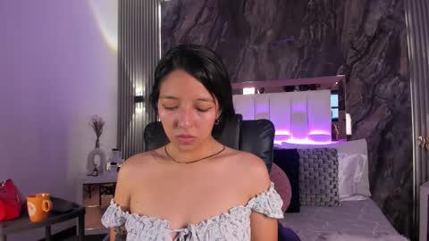 Snapshot of valery_wang chatting on September 2025 12:27:01 PM Val online show from September 2025 12:27:01 PM
