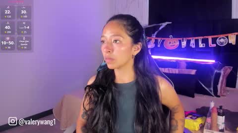 Snapshot of valery_wang chatting on October 2025 11:30:02 AM Val online show from October 2025 11:30:02 AM