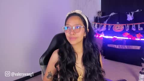 Snapshot of valery_wang chatting on October 2025 11:41:02 AM Val online show from October 2025 11:41:02 AM