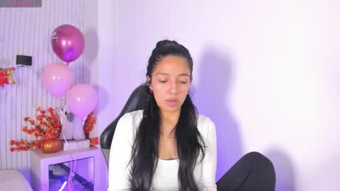 Snapshot of valery_wang chatting on October 2025 11:51:02 AM Val online show from October 2025 11:51:02 AM