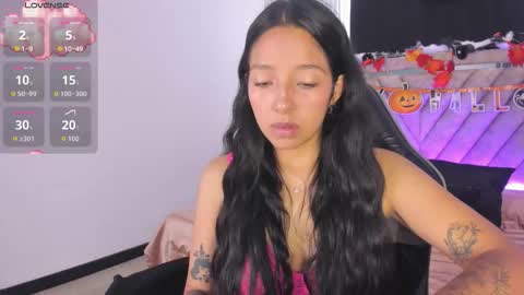 Snapshot of valery_wang chatting on October 2025 11:55:01 AM Val online show from October 2025 11:55:01 AM