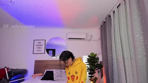 Valery online show from January 2025 03:43:01 PM