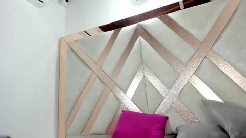 Valery  online show from June 2026 06:52:02 AM