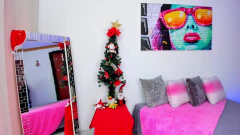 Valery Rivas online show from December 2024 12:46:02 PM