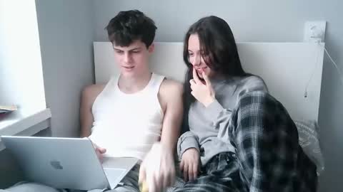 Snapshot of valesios chatting on November 2025 09:56:02 AM valesios online show from November 2025 09:56:02 AM