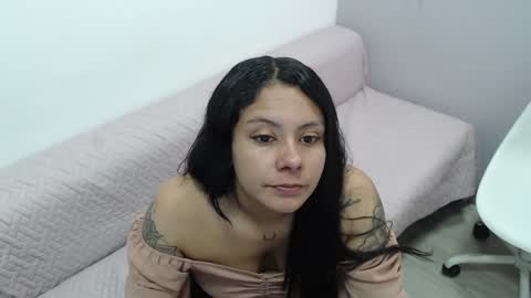 valevicious online show from January 2025 07:04:01 PM