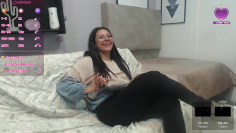 valevicious online show from March 2025 11:43:02 PM