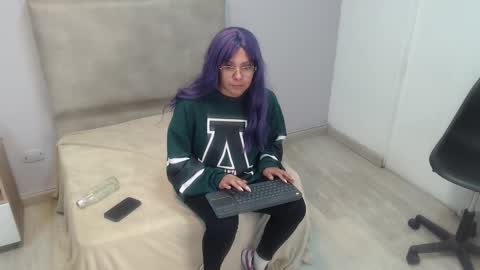 valevicious online show from September 2025 07:08:02 PM