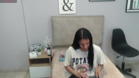 valevicious online show from March 2026 01:33:01 PM