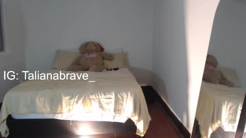 VALIENTE  online show from November 2025 05:29:01 AM