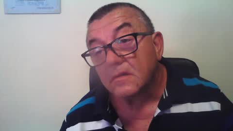 Snapshot of valio6969 chatting on June 2026 05:42:02 AM valio online show from June 2026 05:42:02 AM