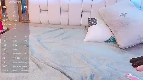 Valkiria moore  online show from February 2025 12:04:01 AM