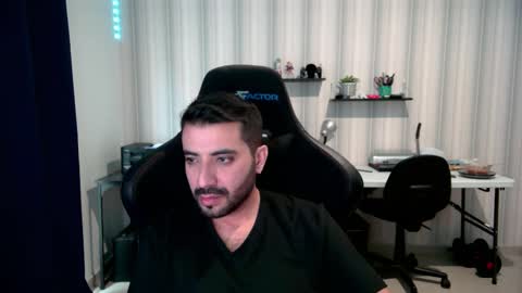 Roberto Carlos online show from October 2025 09:48:01 PM