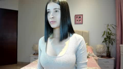 Snapshot of vallejo_macarena chatting on October 2025 03:10:01 AM Macarena online show from October 2025 03:10:01 AM