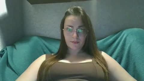 Snapshot of valleria21 chatting on May 2026 08:29:01 PM valleria21 online show from May 2026 08:29:01 PM