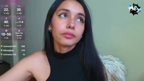 Snapshot of vallery_evanss chatting on June 2026 01:51:02 AM Taty independent account online show from June 2026 01:51:02 AM