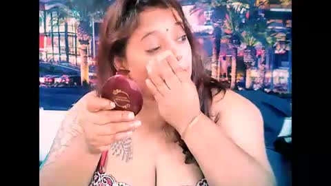 Snapshot of valleyval chatting on February 2025 10:15:02 AM indianvalvet priya is back online show from February 2025 10:15:02 AM
