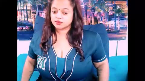 Snapshot of valleyval chatting on February 2025 06:47:02 AM indianvalvet priya is back online show from February 2025 06:47:02 AM