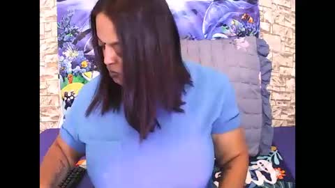Snapshot of valleyval chatting on May 2026 12:00:01 PM indianvalvet priya is back online show from May 2026 12:00:01 PM
