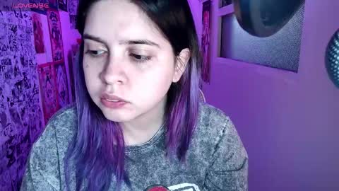 Im Violet online show from March 2026 02:26:01 AM