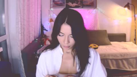 Snapshot of valorant_girl chatting on December 2024 02:22:02 PM Little Devil online show from December 2024 02:22:02 PM