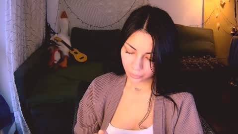 Snapshot of valorant_girl chatting on December 2024 07:33:02 AM Little Devil online show from December 2024 07:33:02 AM