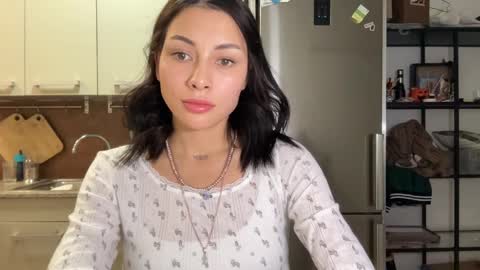 Snapshot of valorant_girl chatting on January 2025 08:57:02 PM Little Devil online show from January 2025 08:57:02 PM