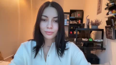 Snapshot of valorant_girl chatting on January 2025 01:42:02 PM Little Devil online show from January 2025 01:42:02 PM