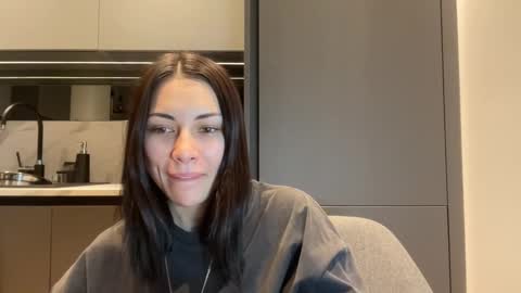 Snapshot of valorant_girl chatting on January 2025 01:24:02 PM Little Devil online show from January 2025 01:24:02 PM