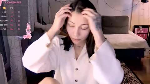 Snapshot of valorant_girl chatting on February 2025 06:26:02 PM Little Devil online show from February 2025 06:26:02 PM