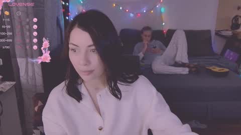 Snapshot of valorant_girl chatting on March 2025 06:11:01 PM Little Devil online show from March 2025 06:11:01 PM