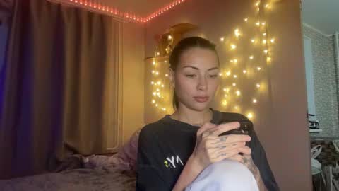 Snapshot of valorant_girl chatting on September 2025 02:31:02 PM Little Devil online show from September 2025 02:31:02 PM