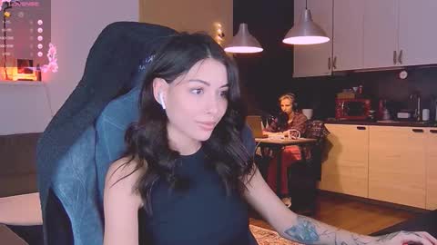 Little Devil online show from October 2025 04:20:02 PM