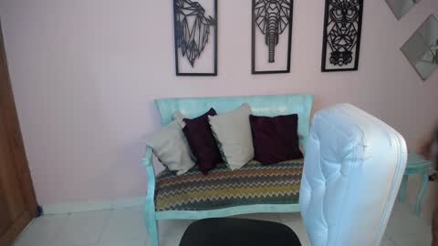 Isabella online show from January 2025 12:26:02 PM