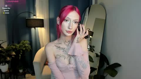 Leyla online show from June 2026 09:19:01 PM