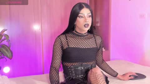 Cinnamon  online show from October 2025 10:13:02 AM