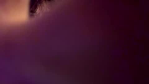 Snapshot of vanandjuani chatting on November 2025 06:54:01 PM vanessa online show from November 2025 06:54:01 PM