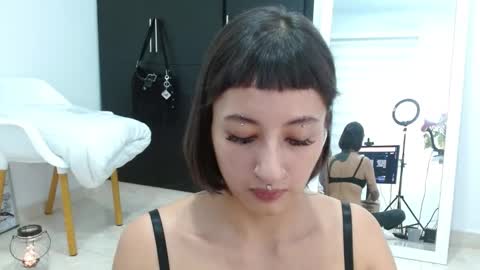Snapshot of vandalovee chatting on February 2025 09:03:01 AM Babi Alu online show from February 2025 09:03:01 AM