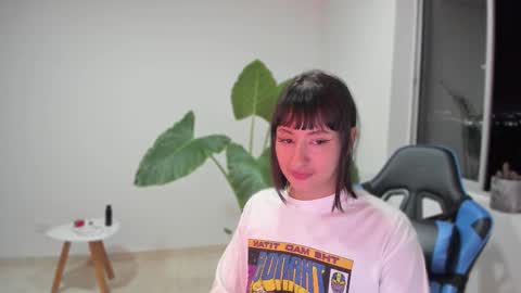 Snapshot of vandalovee chatting on September 2025 06:46:01 AM Babi Alu online show from September 2025 06:46:01 AM