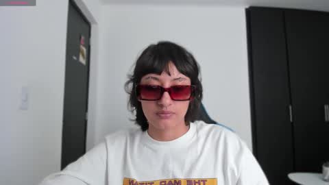 Snapshot of vandalovee chatting on September 2025 07:16:01 PM Babi Alu online show from September 2025 07:16:01 PM