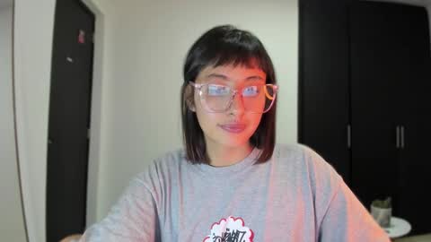 Snapshot of vandalovee chatting on October 2025 08:13:01 AM Babi Alu online show from October 2025 08:13:01 AM