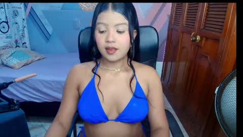 vane_latin18 online show from April 2026 01:42:02 AM