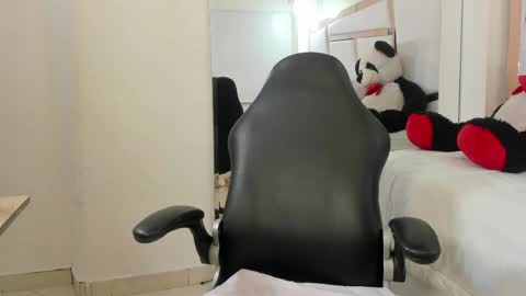 Snapshot of vanel_lope chatting on May 2026 12:40:02 AM Vanel Lope online show from May 2026 12:40:02 AM
